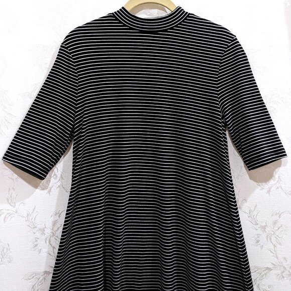 Stripe Black & White Shift Dress S Stretch Mockneck Soft Op-Art Mod Grunge Retro - Picture 4 of 6